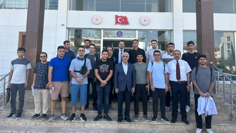 Göksu, her yıl binlerce gencin yanında olmaya devam ediyor 