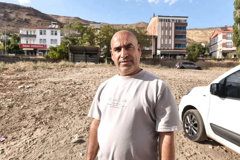 Muhtar Hakan Çelikel: ilçe sağlık ocağının yapılmaması büyük mağduriyet oluşturuyor