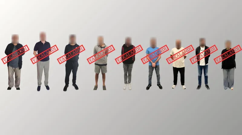 Kırmızı bültenle aranan 9 isim Türkiye