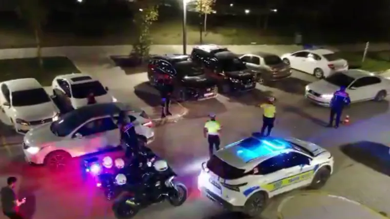 Adıyaman’da ‘asayiş uygulaması’: 19 bin 521 TL idari para cezası uygulandı  - Videolu Haber