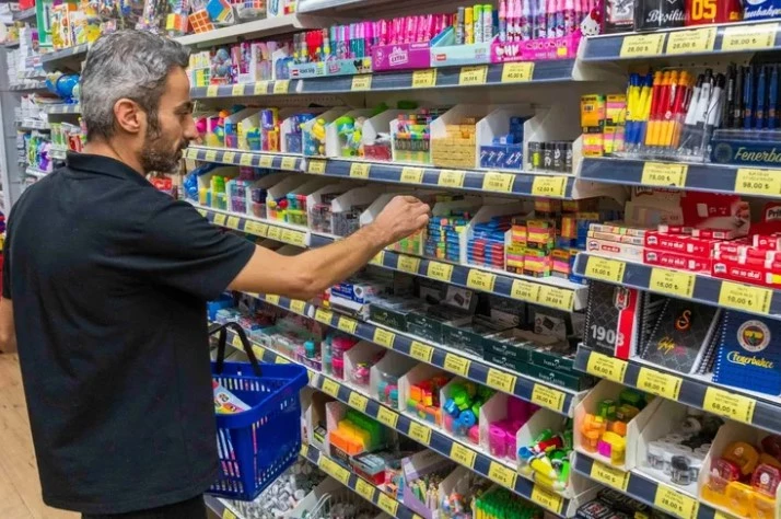 İzmir Büyükşehir’den Öğrencilere 48 Milyon TL’lik Kırtasiye Desteği