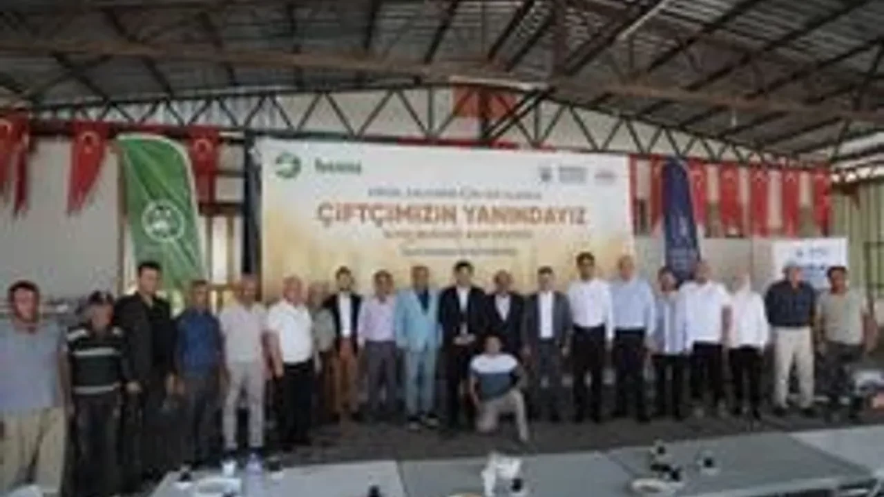 Bursa Belediyesi, 50 ton siyez buğdayı piyasa değerinin üzerinde alarak üreticiye destek oldu