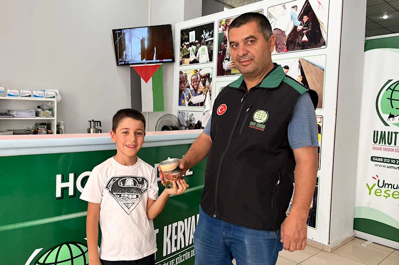 Küçük yürekten büyük destek