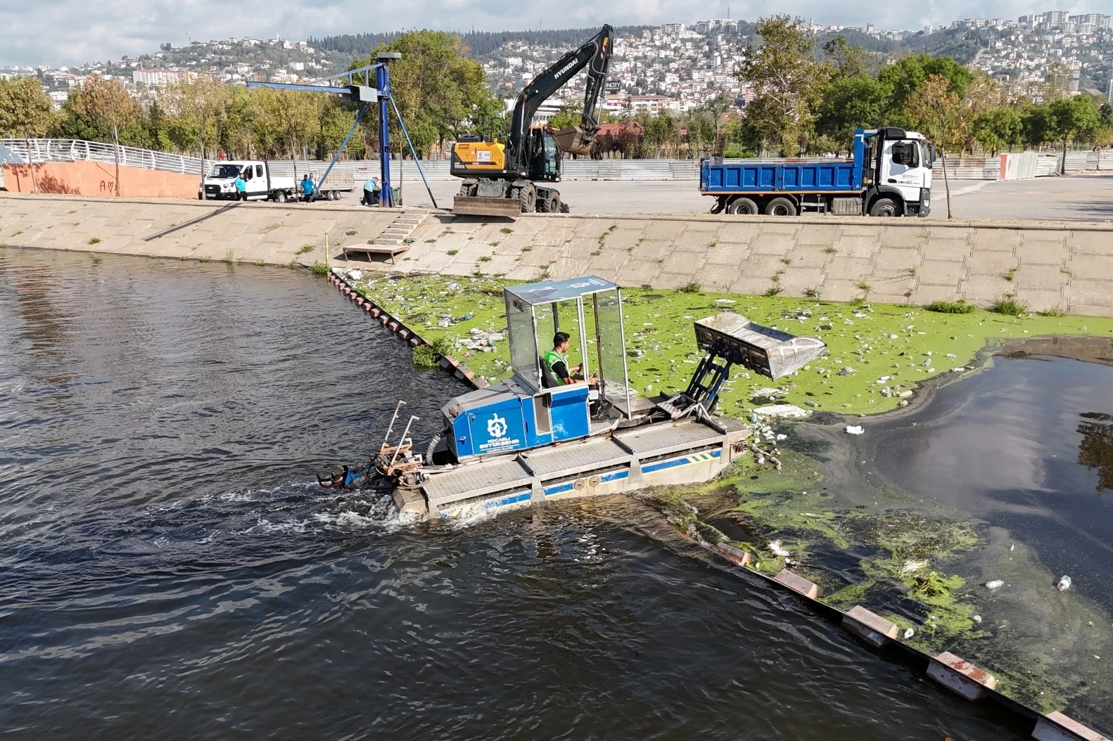 İzmit Körfezi’ne temizlik kalkanı